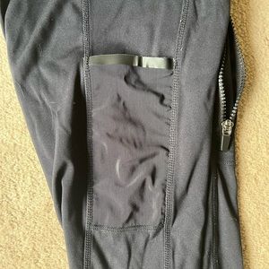 Black Fabletics leggings